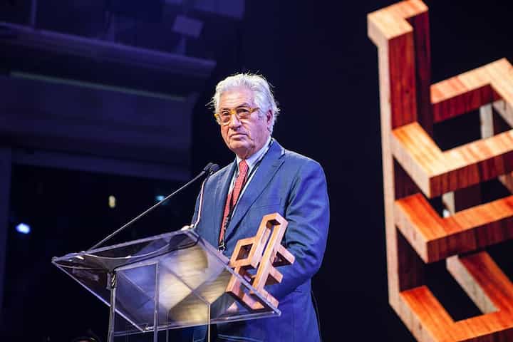 Giorgetto Giugiaro, fundador da Italdesign, em uma palestra.