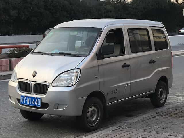 Shineray A9: relembre a van da Shineray Motors